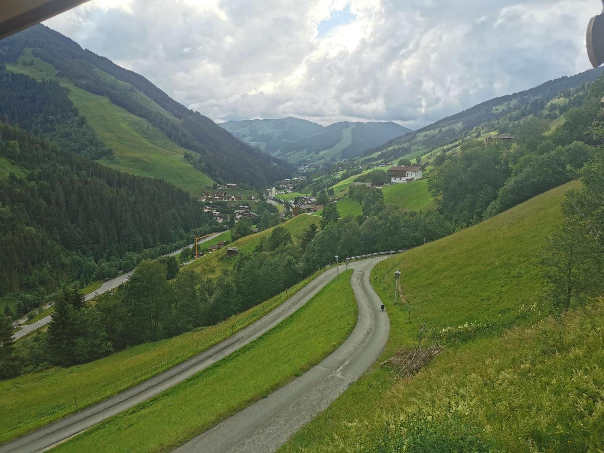 Landhaus Oberzinnegg Saalbach-Hinterglemm Esterno foto